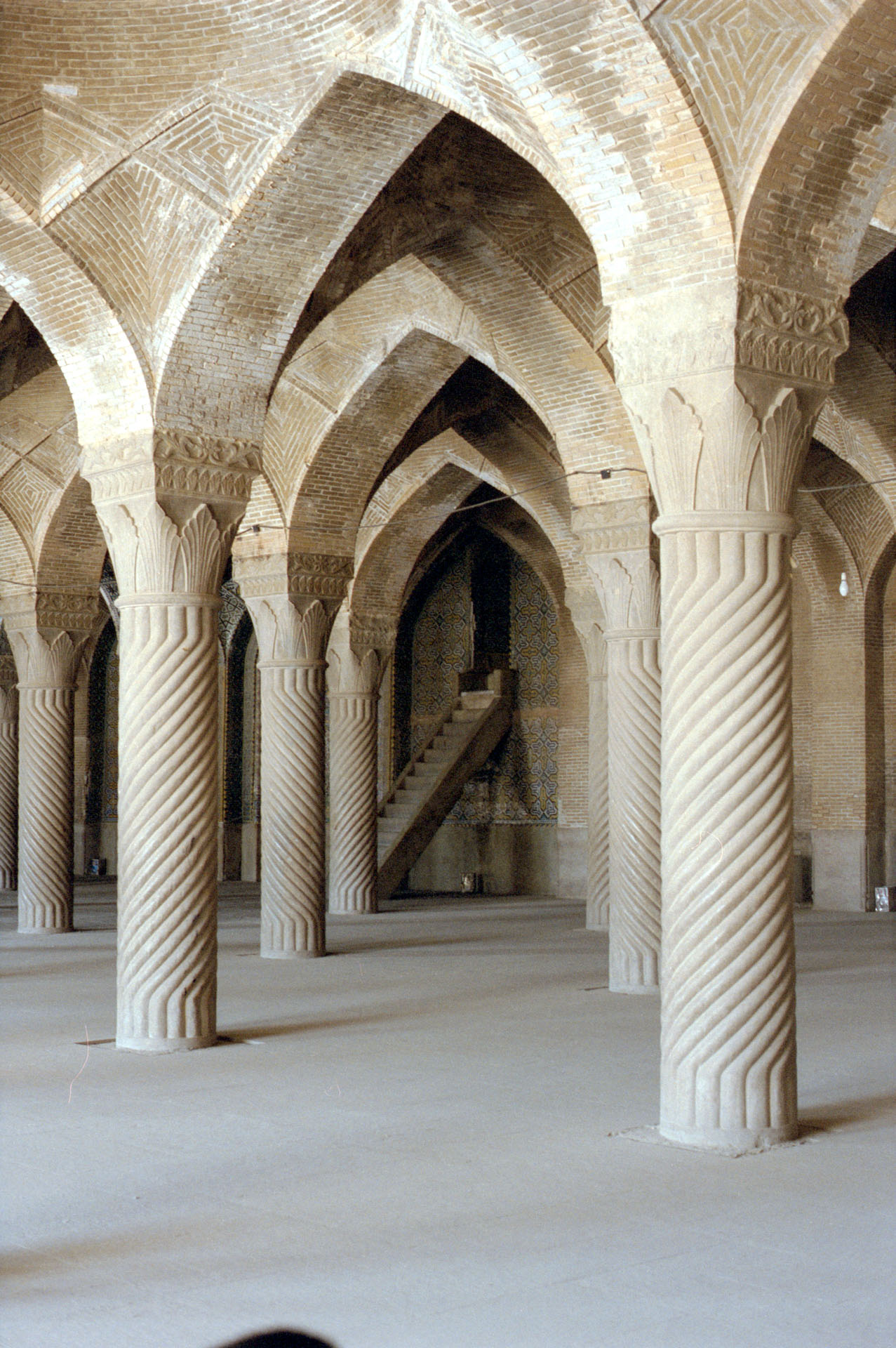 Vakil Mosque