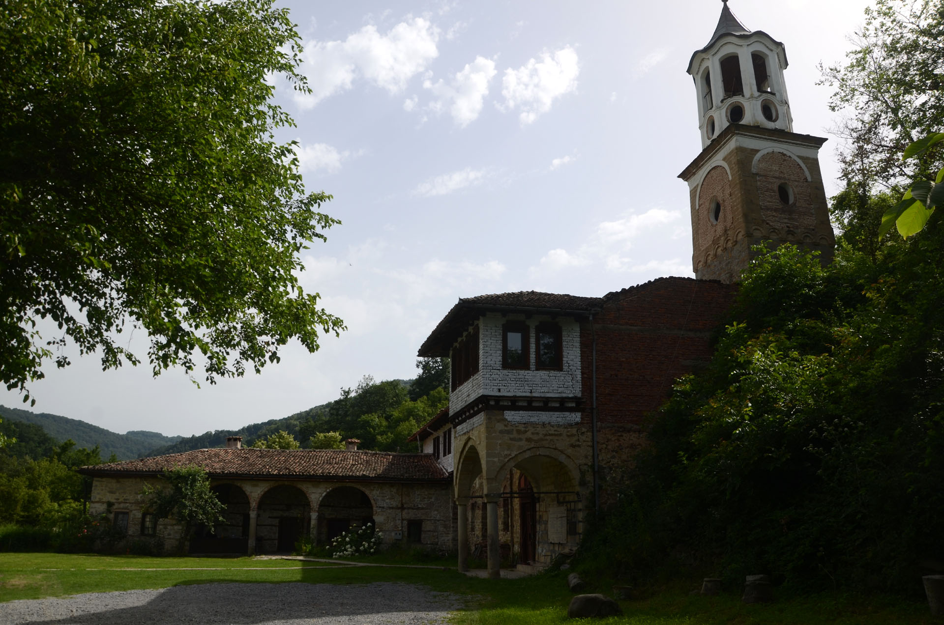 Plakovski Monastery