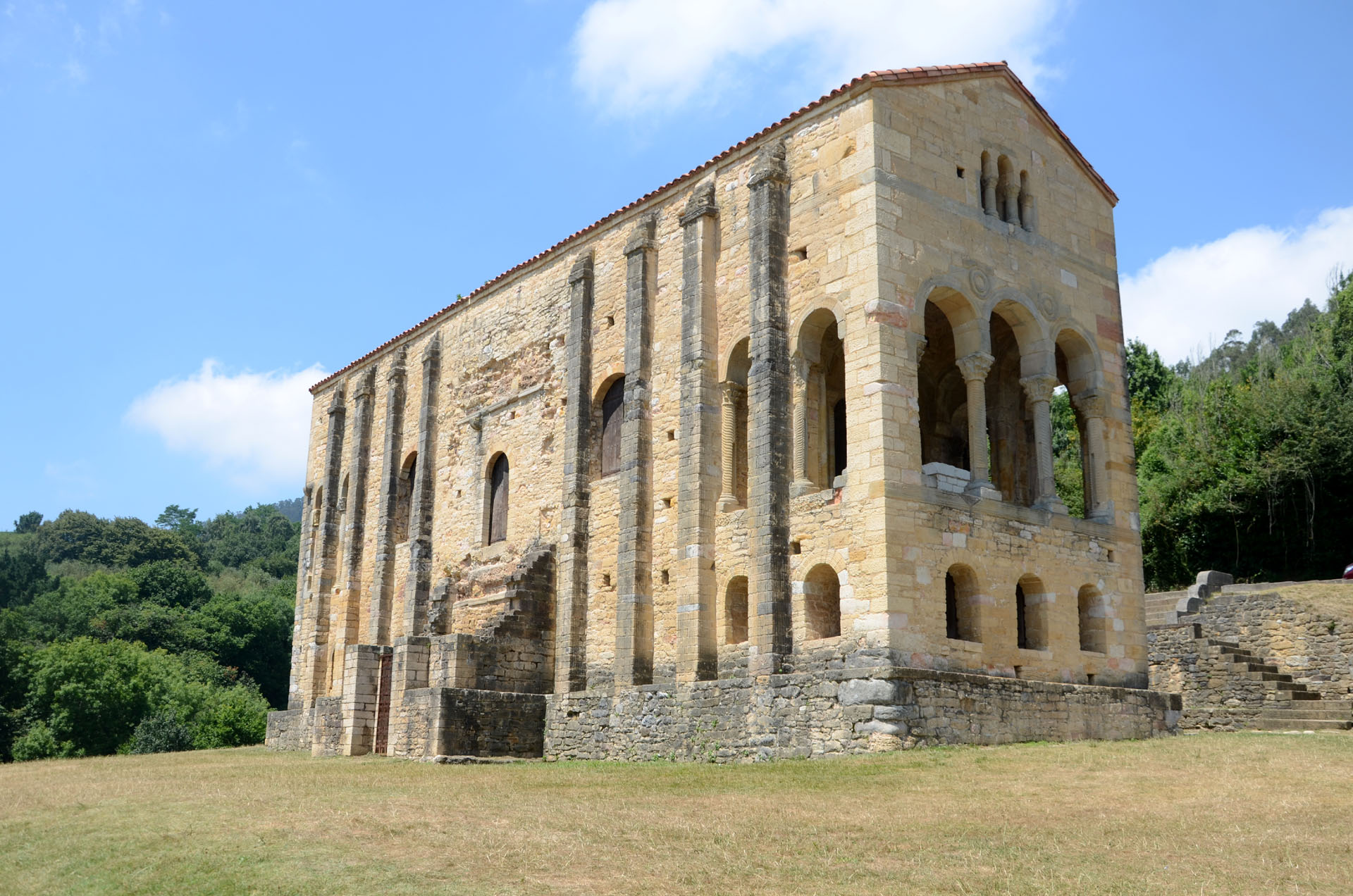 Santa María del Naranco